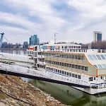 Botel Pressburg Hotel Bratislava