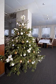 Botel Pressburg Отель Братислава