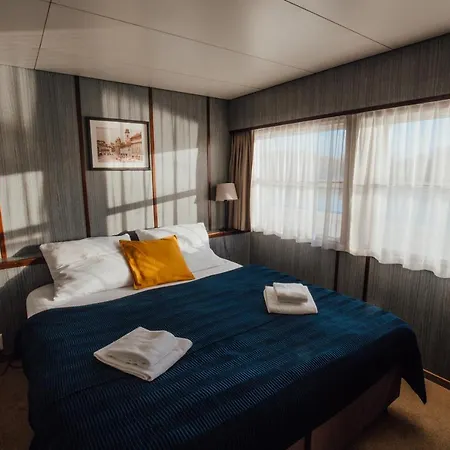 Botel Pressburg Szálloda Pozsony