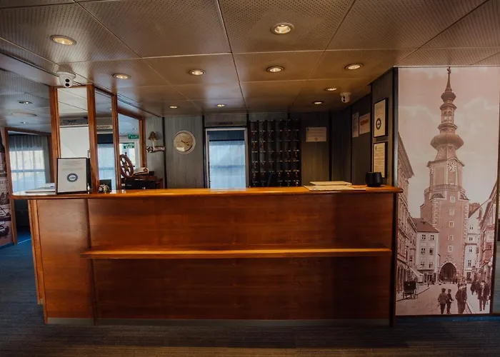 Hotel Botel Pressburg Bratislava