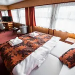 Botel Pressburg 3* 브라티슬라바