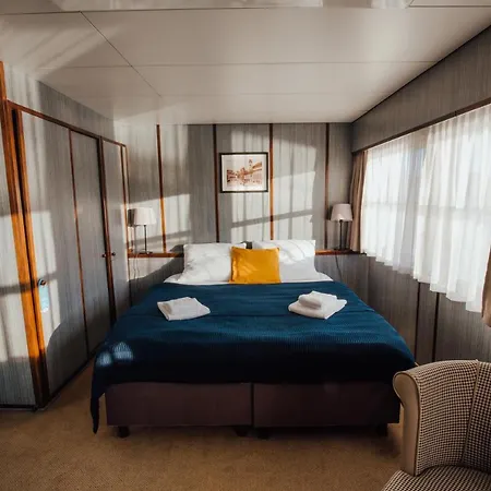 Botel Pressburg Hotel