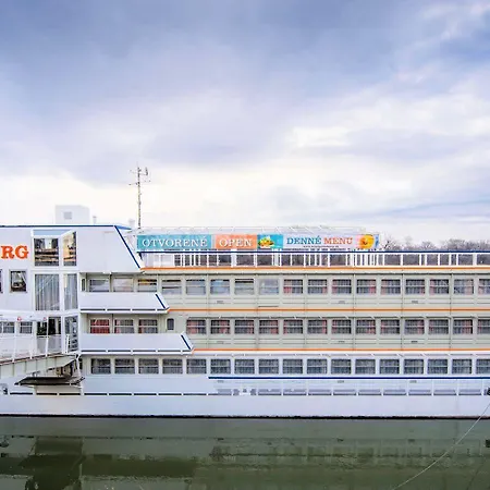 Botel Pressburg Hotell