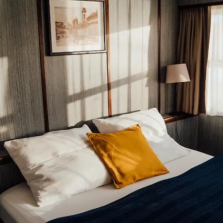 Botel Pressburg 3* Bratislava