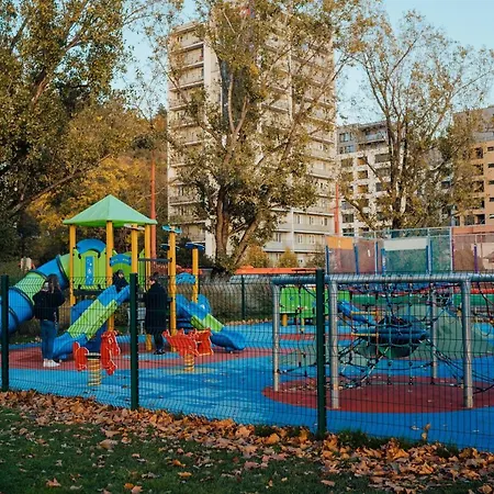 Hotell Botel Pressburg 3*