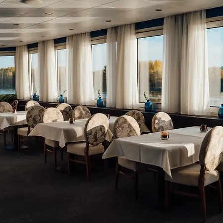 Botel Pressburg Hotell